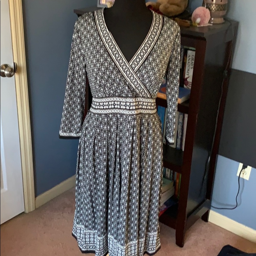 NWT Max Studio geo print 3/4 sleeve midi dress L
